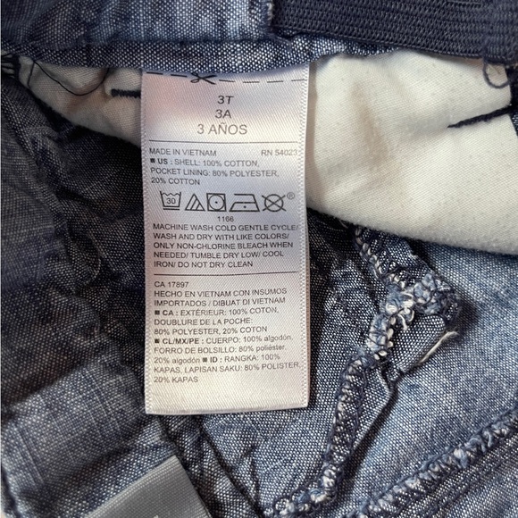 Old Navy Denim Toddler Shorts - Picture 7 of 9